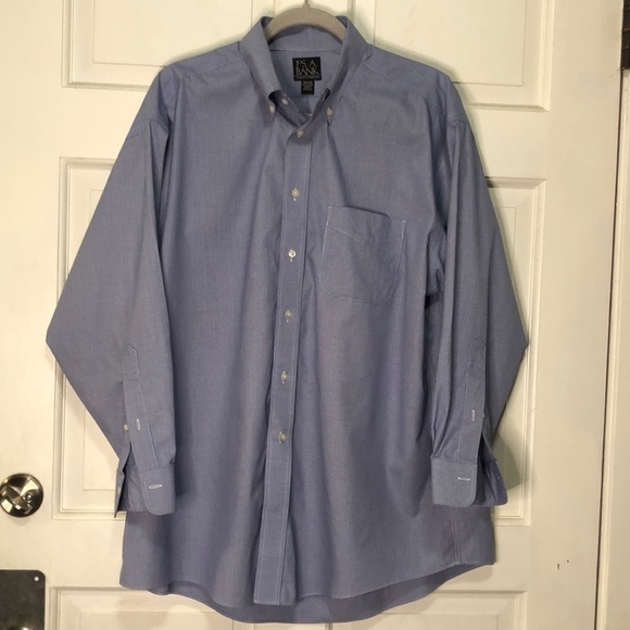 𝅺jos. A. Bank Men’s Button Down Long Sleeve Dress Shirt Size 16 1/2-32 - Picture 1 of 7
